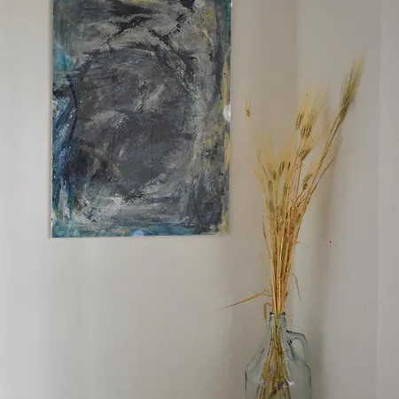 בית נופש Komfort Stone House *