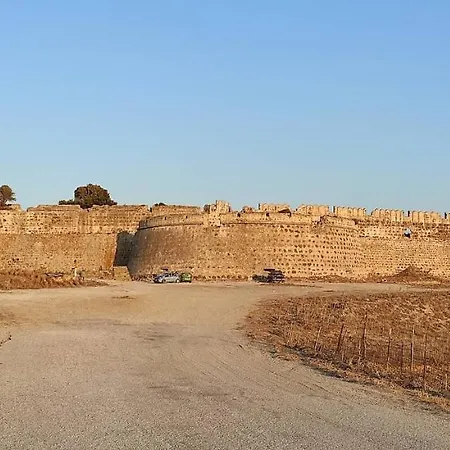 Komfort Stone House *