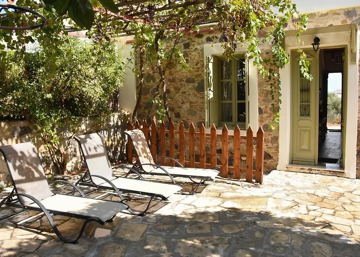 Komfort Stone House *