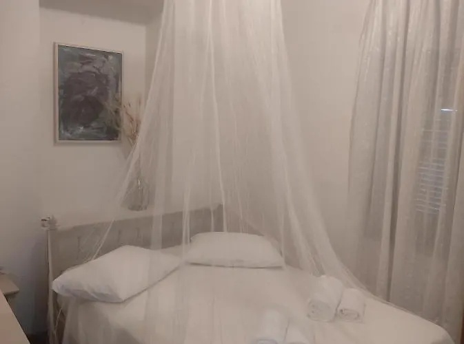 Сasa de vacaciones Komfort Stone House *